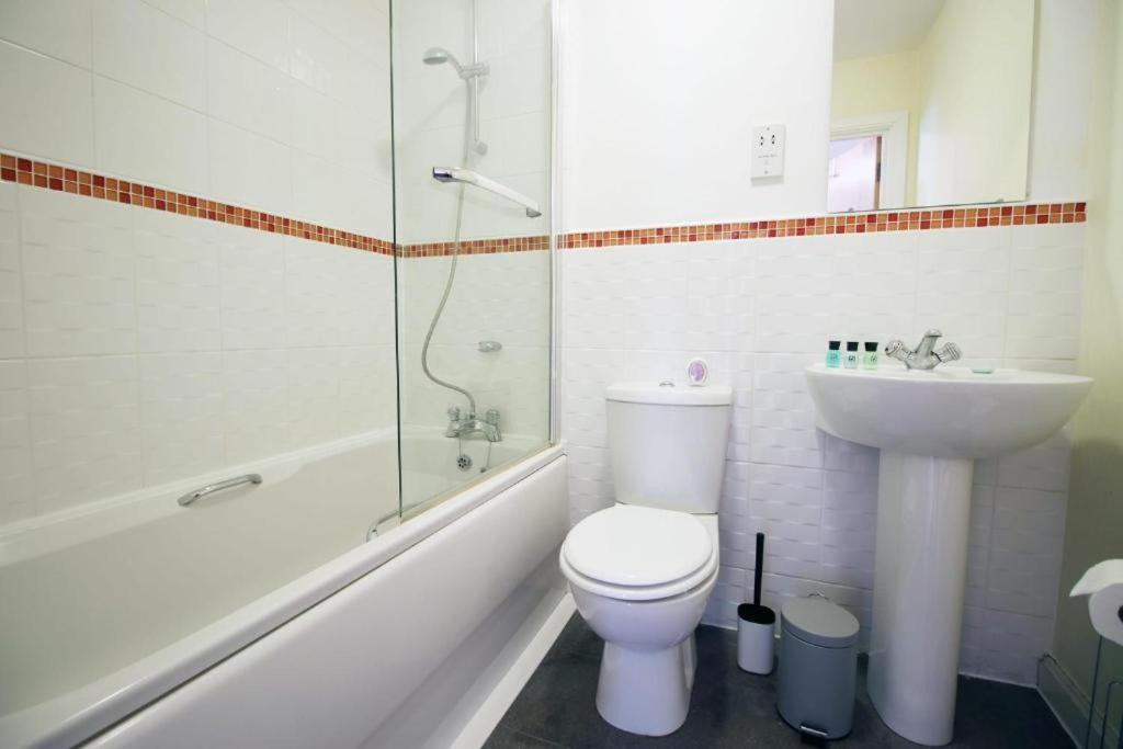 The Observatory By Mia Living 2 Bedroom Apartment Overlooking Swansea Beach With Free Parking Exterior photo
