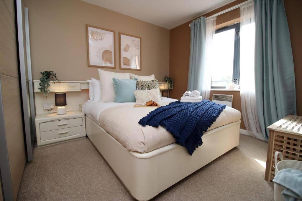 The Observatory By Mia Living 2 Bedroom Apartment Overlooking Swansea Beach With Free Parking Exterior photo